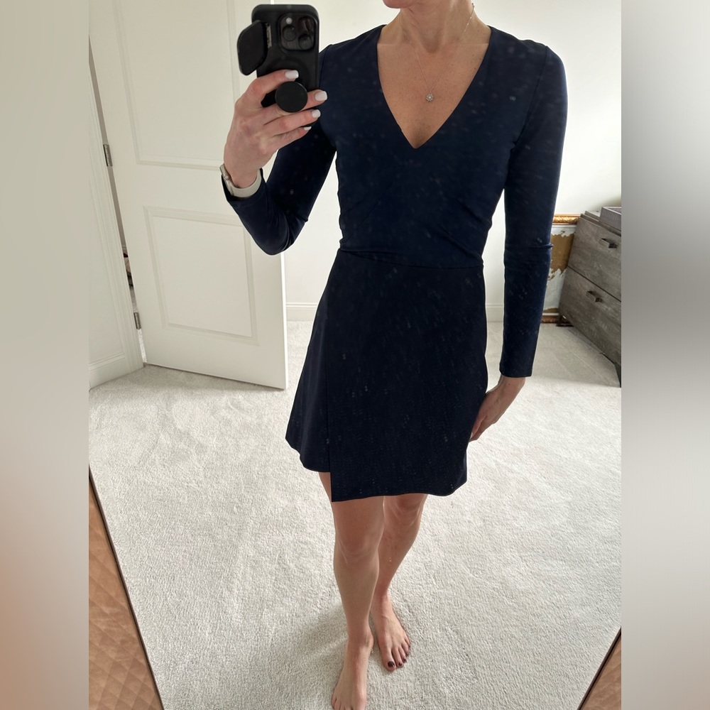 Alice and olive mini navy blue dress in a size 4